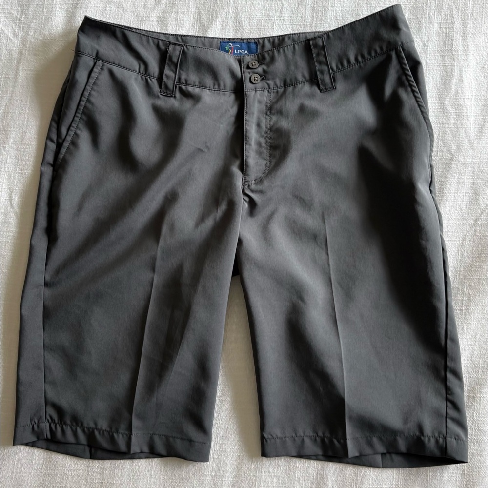 Gray Women’s Golf Shorts